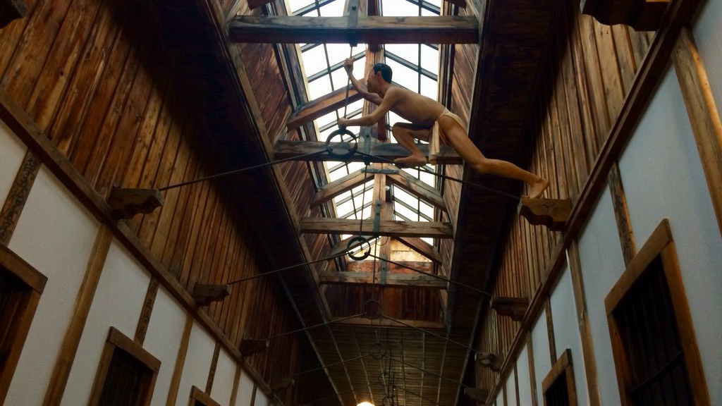 Yoshie Shiratori, The Antihero Escape Artist