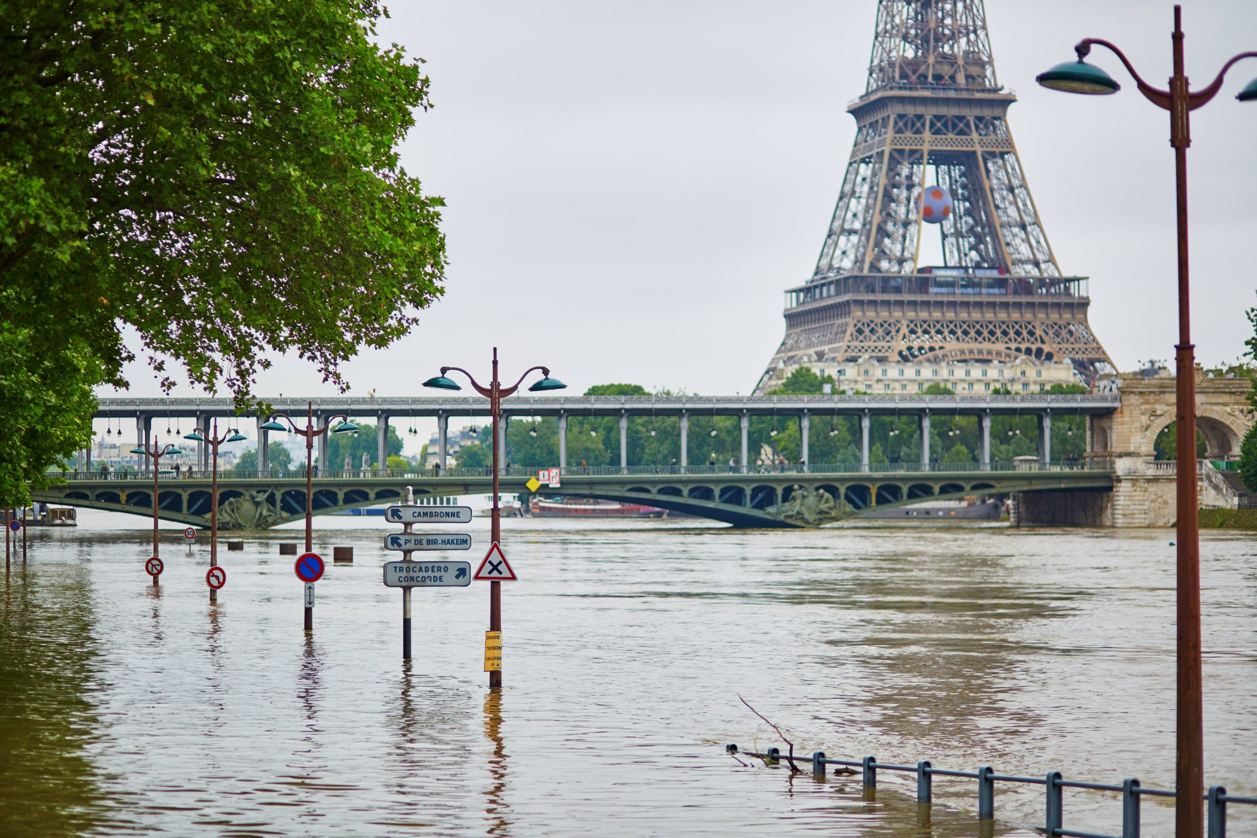 The Flood Of Paris in 1910 That Has Been Forgotten